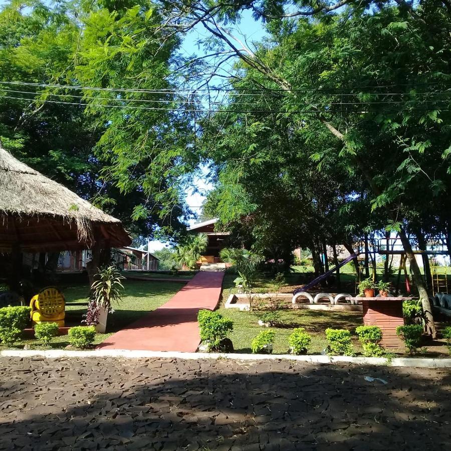 Hotel Cabanas Y Boungalow Don Oscar Encarnación Exterior foto